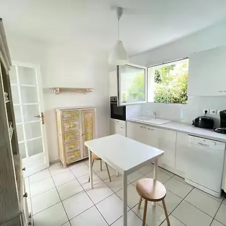 Vue Ocean, Piscine Chauffee, Centre & Plages A Pied Villa